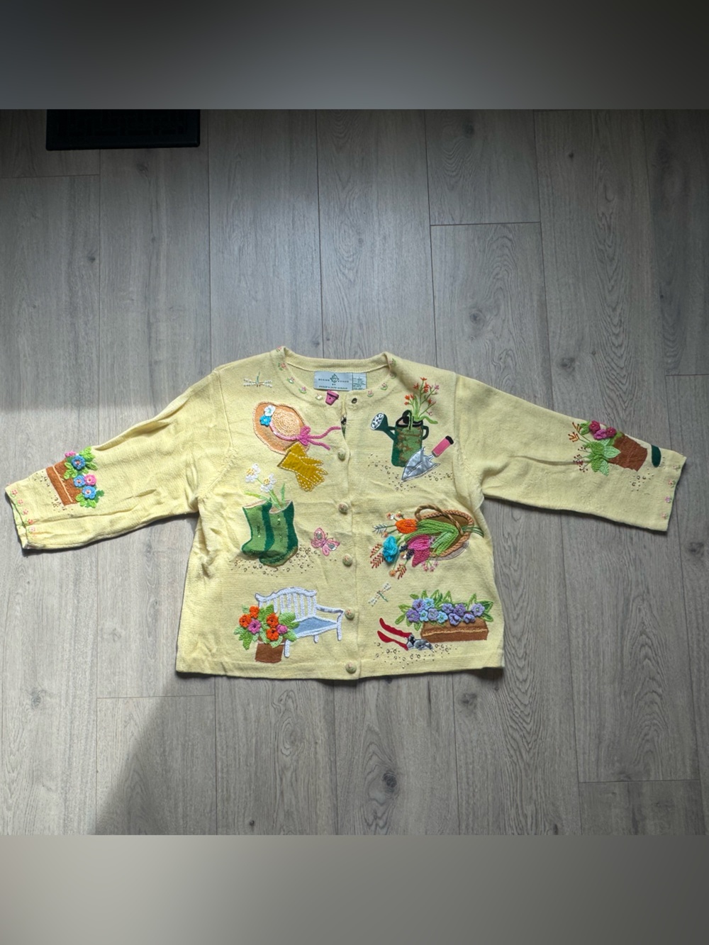 Vintage 90s Design Options Yellow Women's Cardigan Sweater Gardening LARGE